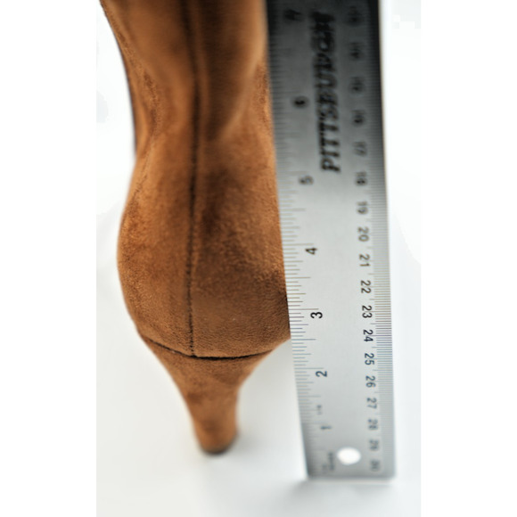 Universal Thread Suede Ankle Boots – Size 9½ – Zip Closure, Pointed Toe - Picture 5 of 8